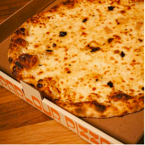 White Truffle Pizza with 7 cheeses